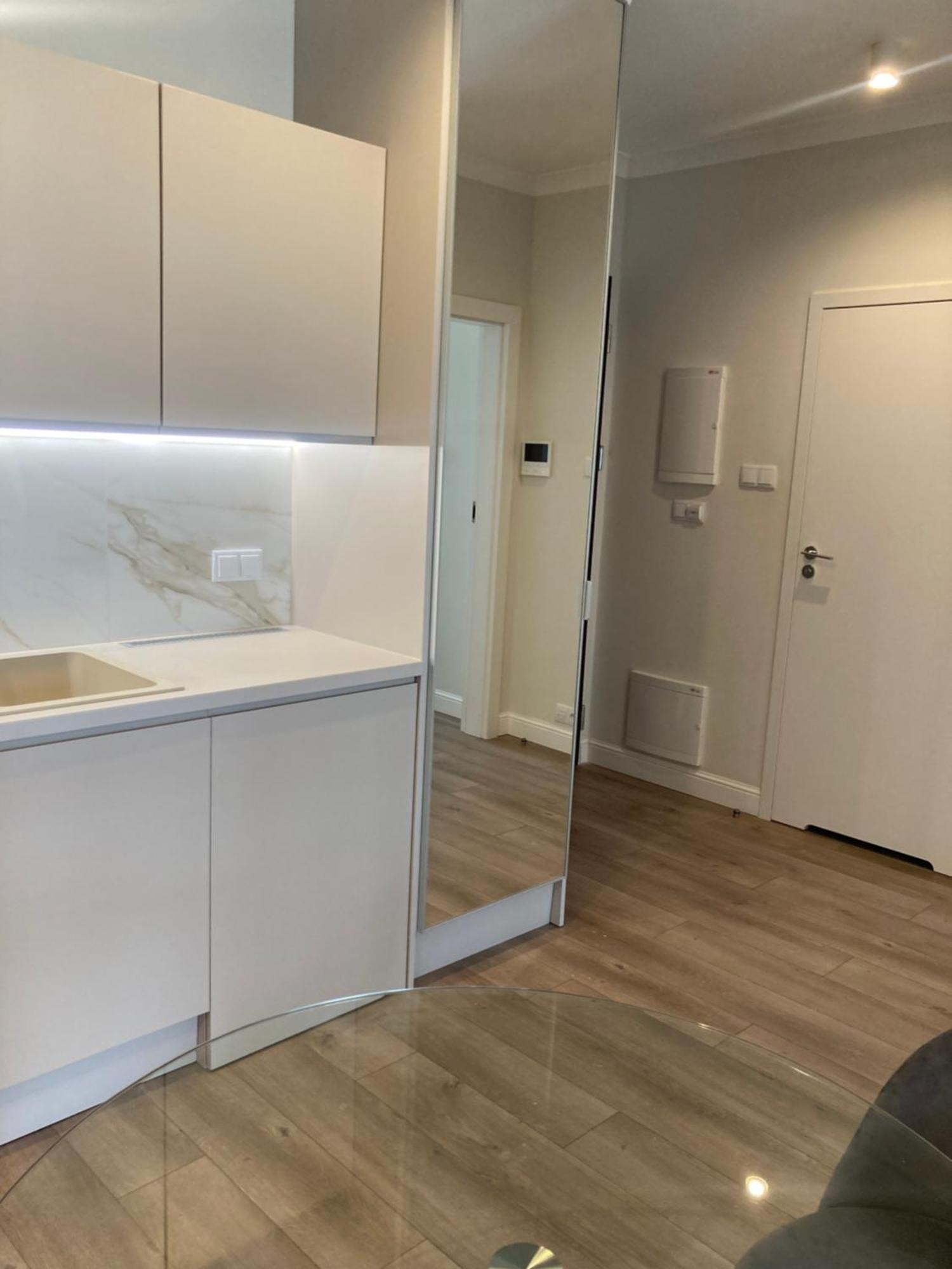 Mennica Residence Hotel Apartments Варшава Номер фото